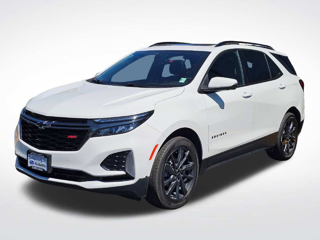 2023 Chevrolet Equinox RS - Image 3