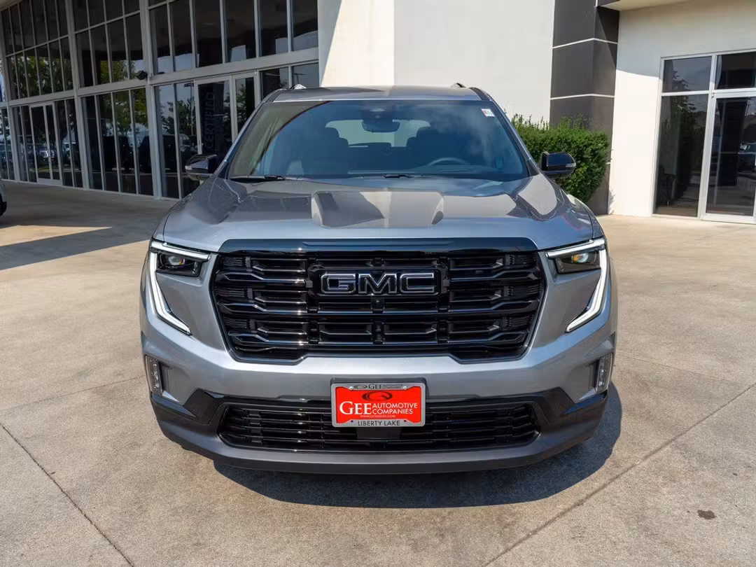2026 GMC Acadia Elevation - Image 2