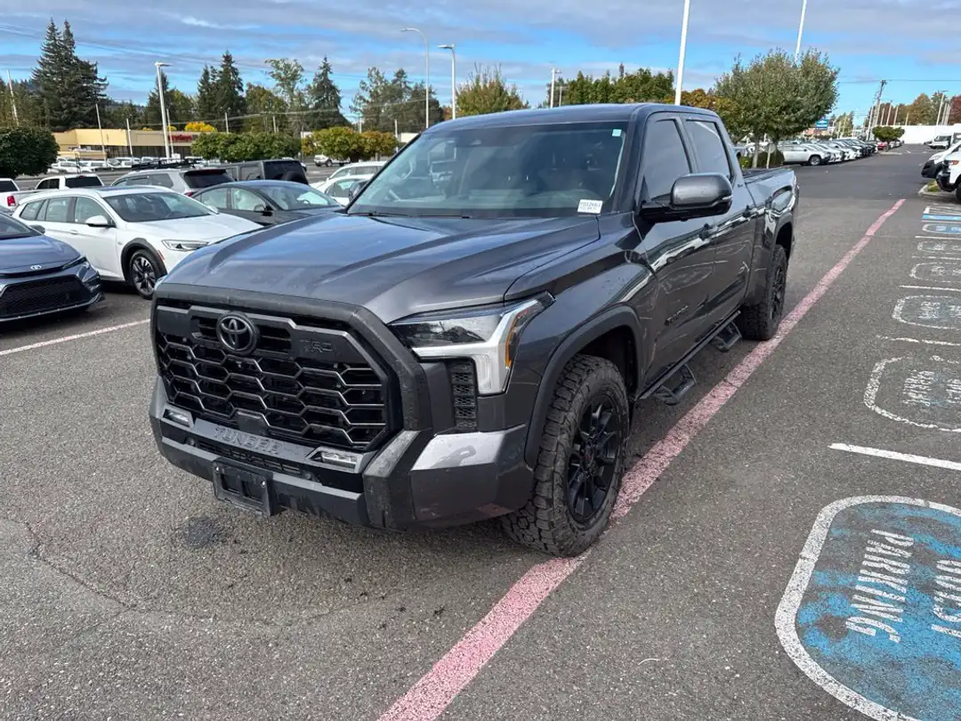 2023 Toyota Tundra Limited - Image 3