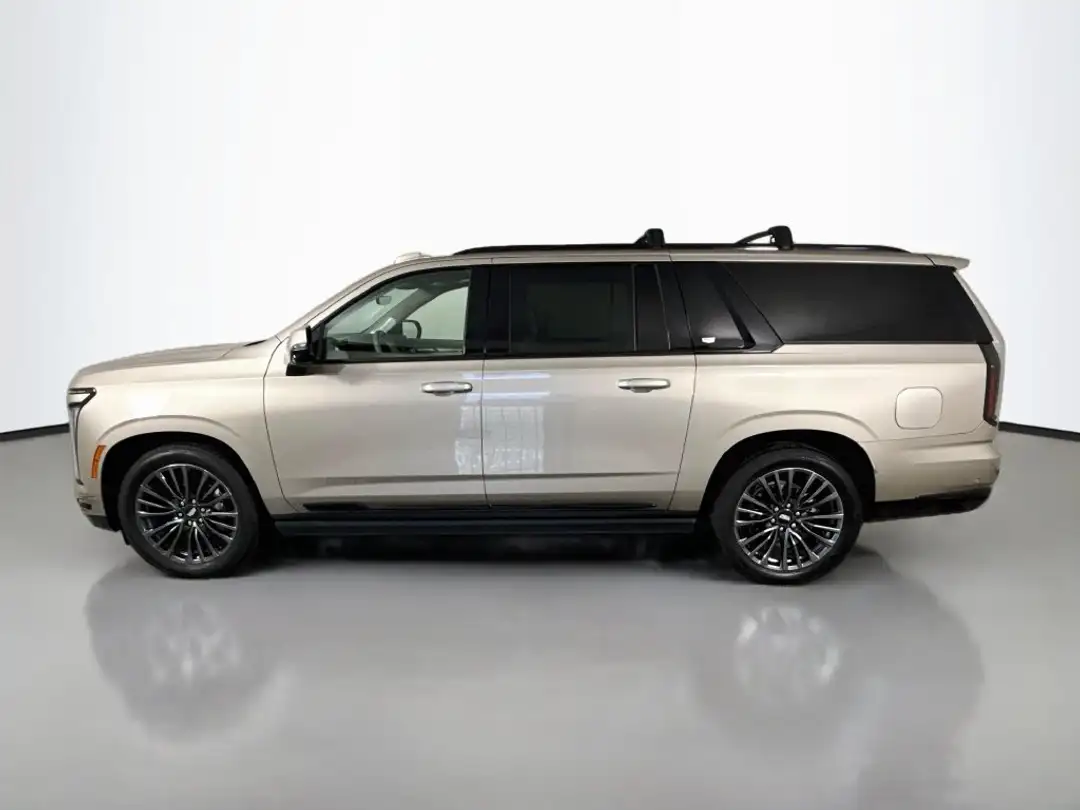2025 Cadillac Escalade Esv Sport Platinum - Image 2