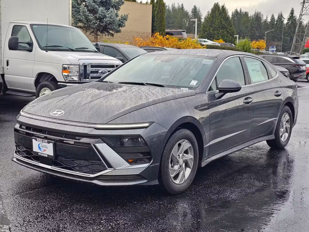 2026 Hyundai Sonata SE - Image 3