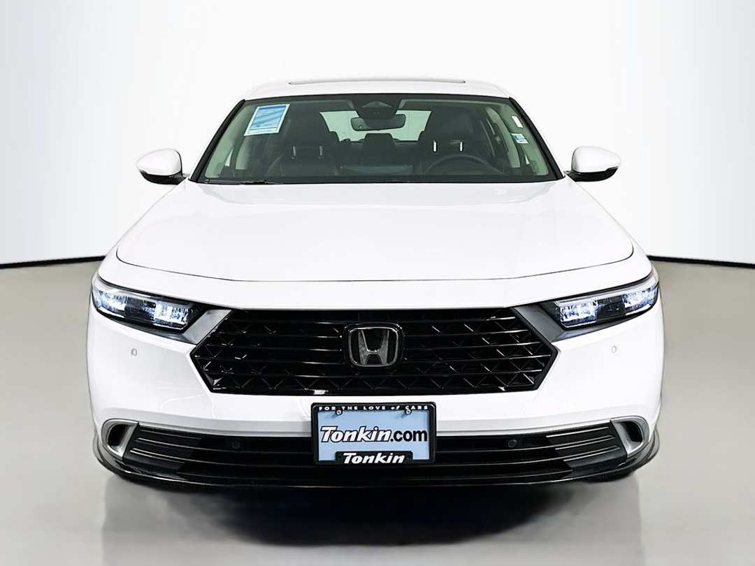 2026 Honda Accord Hybrid Touring - Image 2