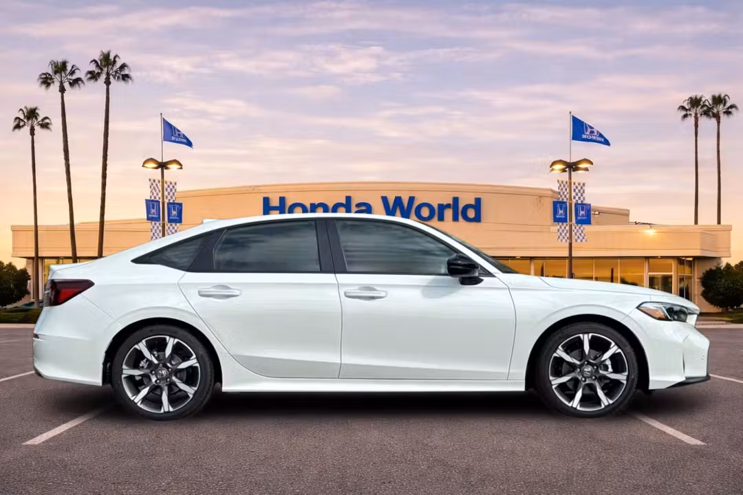 2026 Honda Civic Hybrid Sport - Image 3