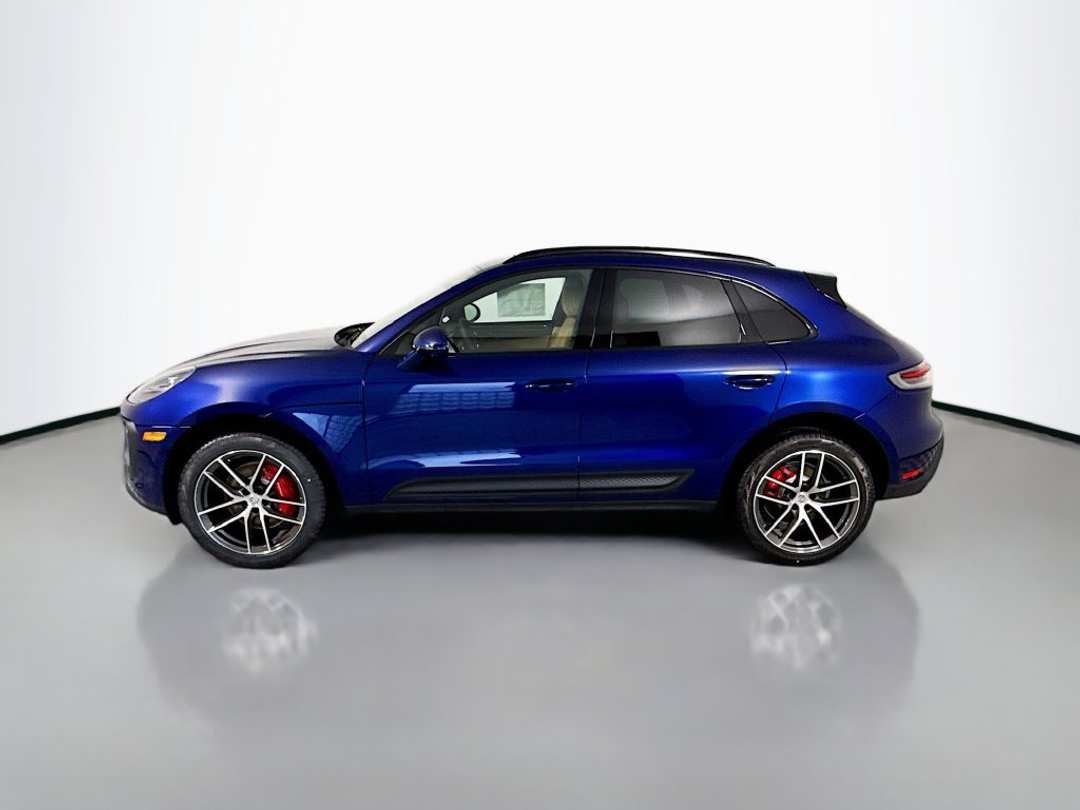 2026 Porsche Macan S - Image 2
