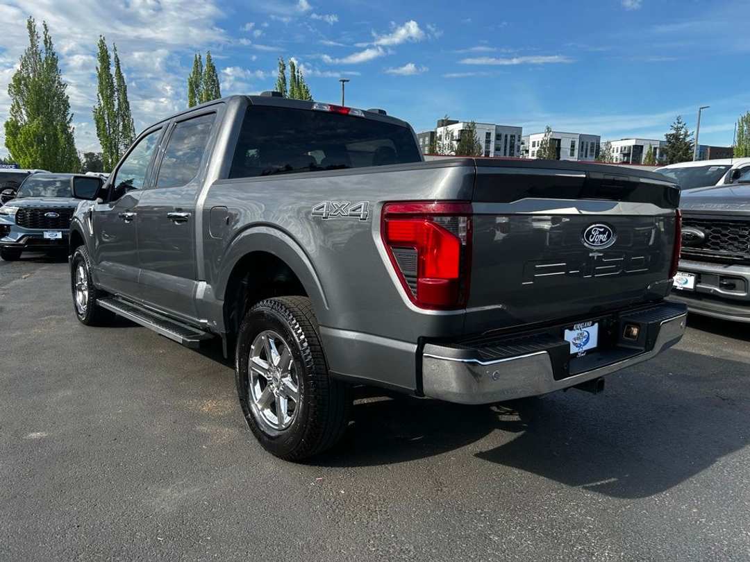 2025 Ford F-150 XLT - Image 2