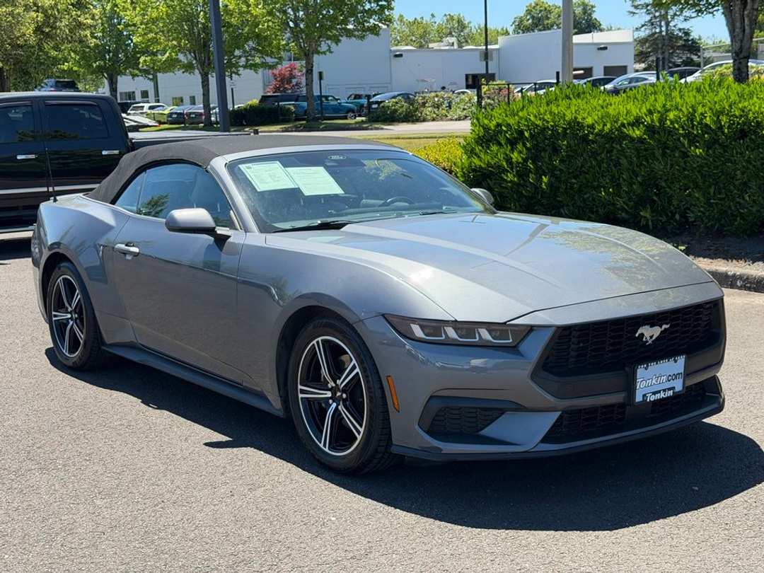 2024 Ford Mustang EcoBoost Premium - Image 2