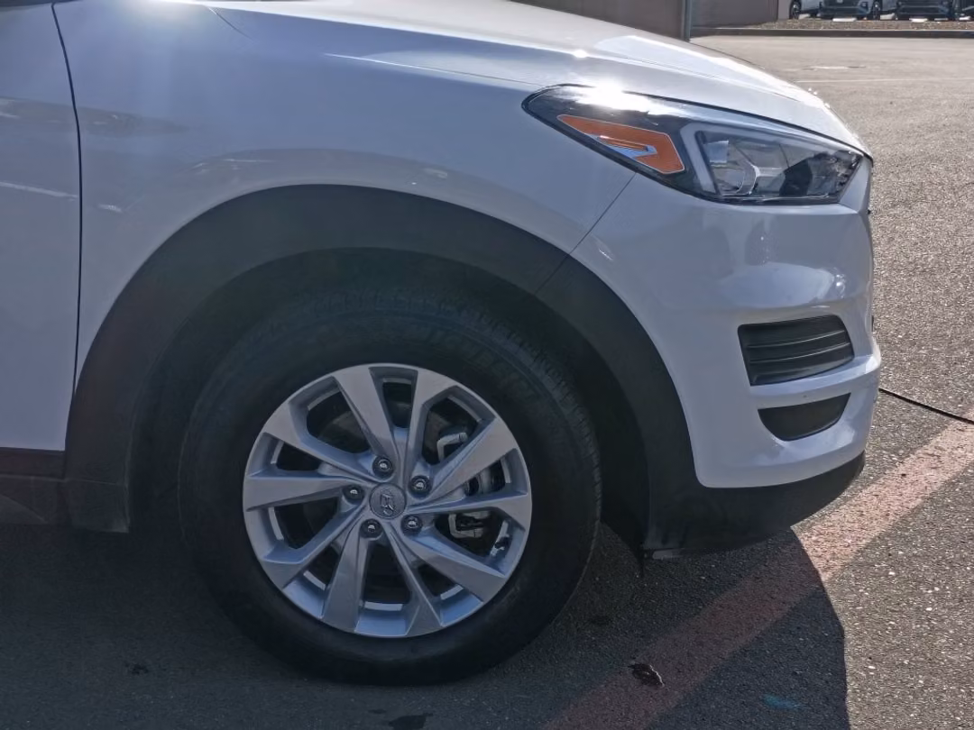 2020 Hyundai Tucson SE - Image 2