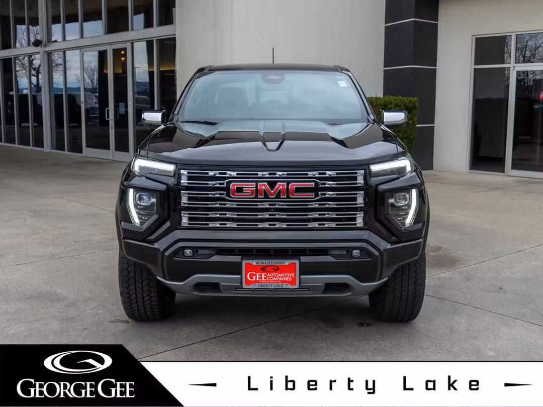2023 GMC Canyon Denali - Image 2