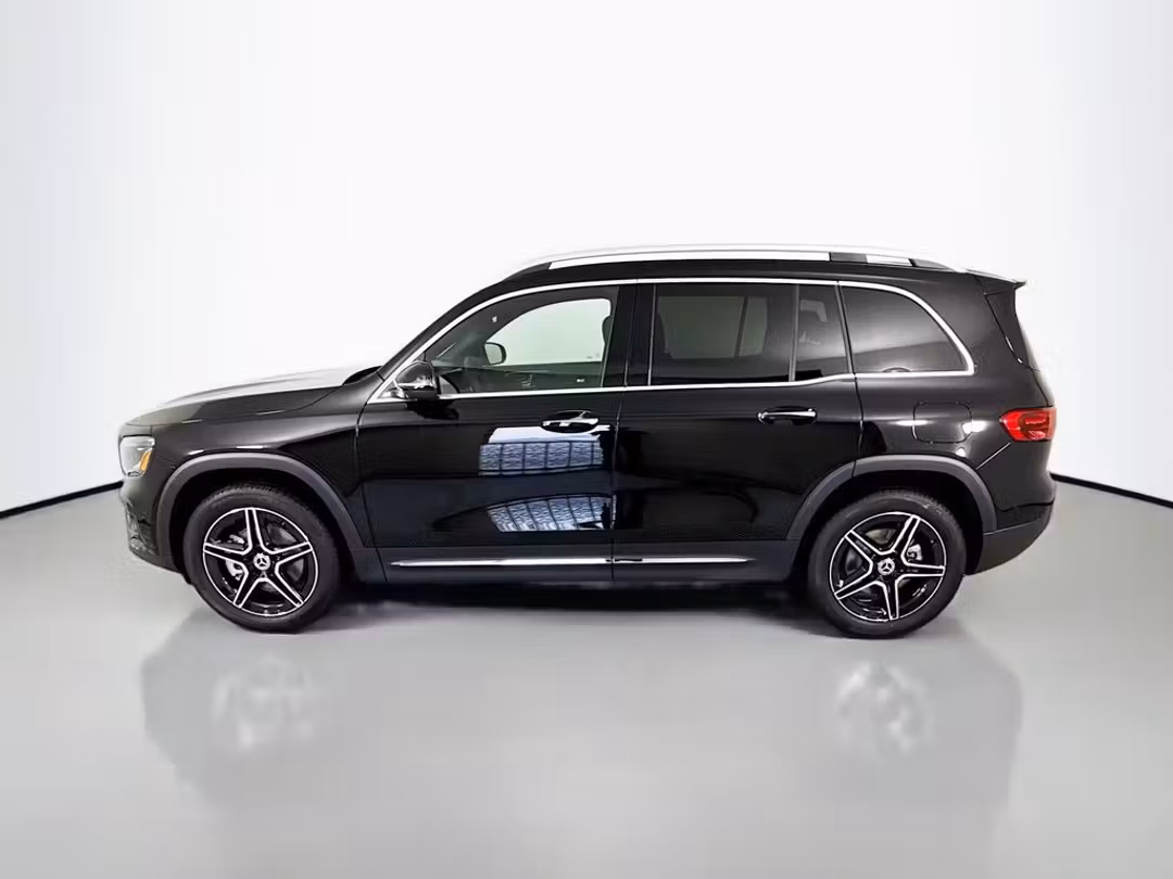 2026 Mercedes-Benz GLB GLB 250 - Image 2