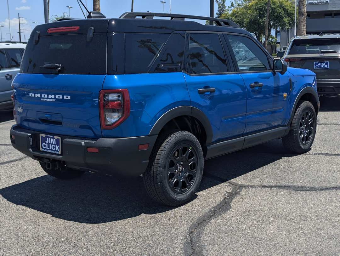 2026 Ford Bronco Sport Badlands - Image 2