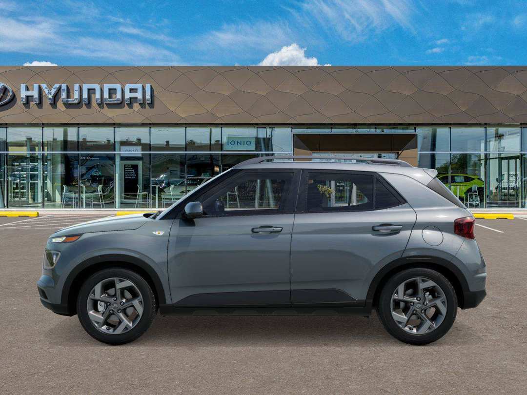 2026 Hyundai Venue SEL - Image 3