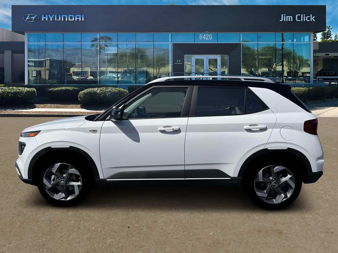 2026 Hyundai Venue SEL - Image 3
