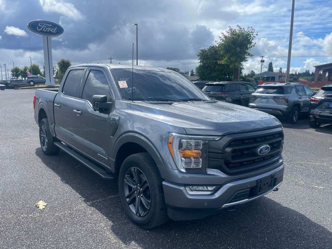 2023 Ford F-150 XLT - Image 3