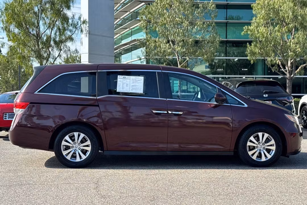 2014 Honda Odyssey EX - Image 3