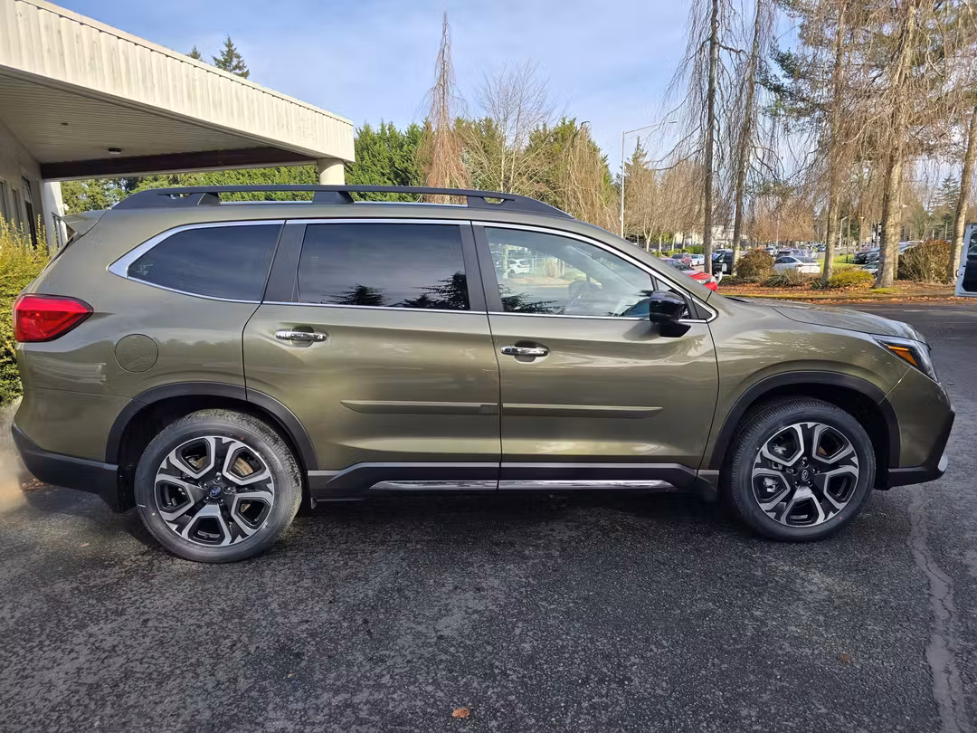 2026 Subaru Ascent Touring - Image 3