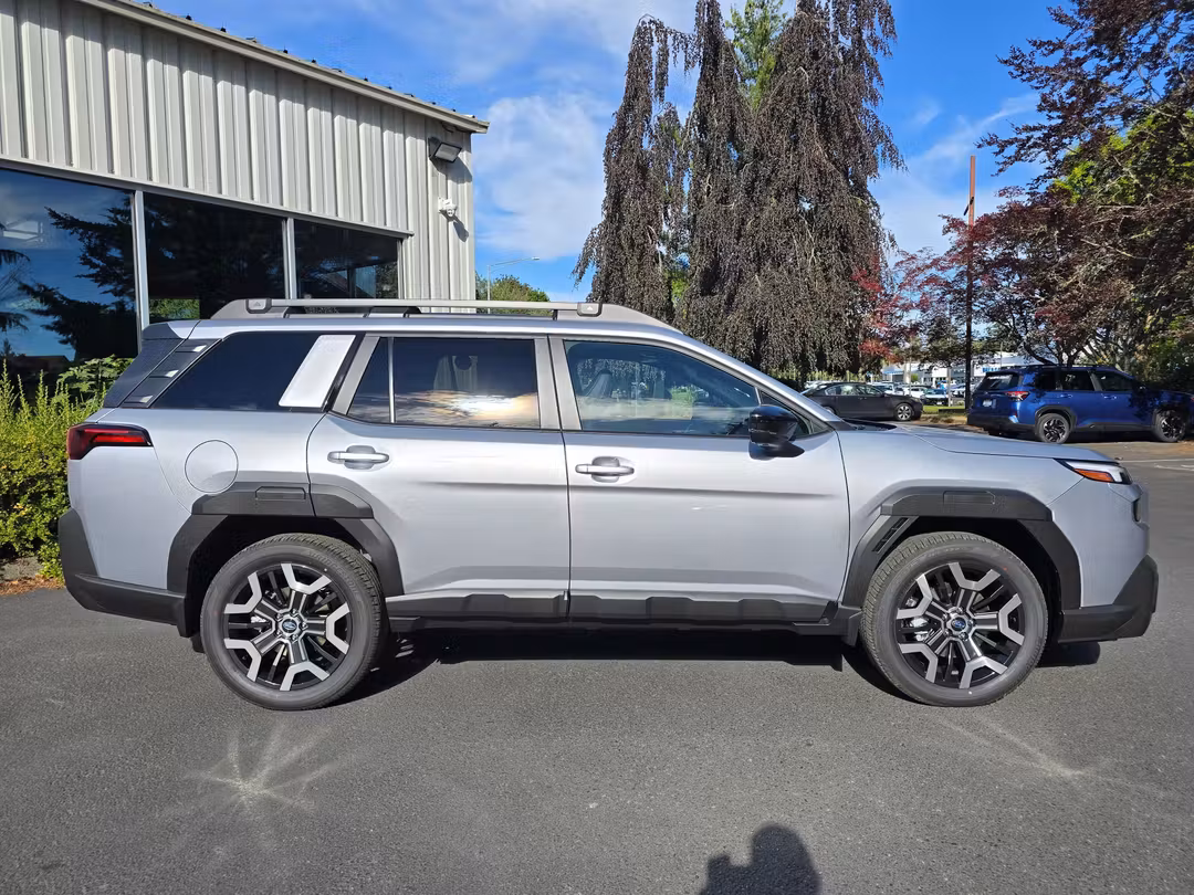 2026 Subaru Outback Touring XT - Image 3