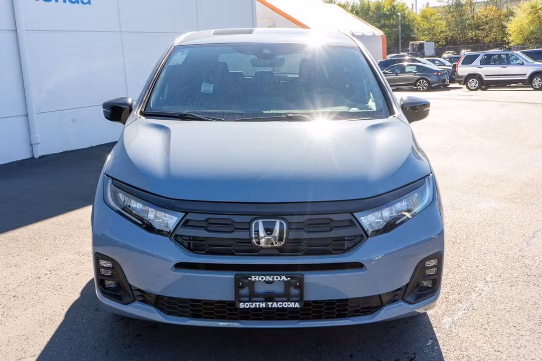 2026 Honda Odyssey SportL - Image 3