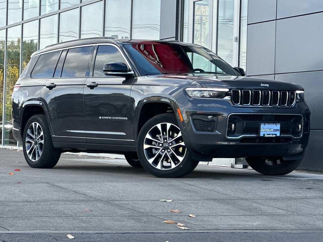 2024 Jeep Grand Cherokee L Overland - Image 2
