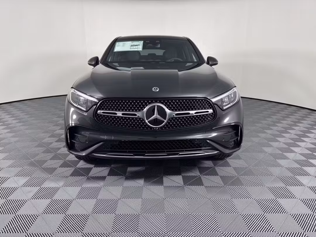 2026 Mercedes-Benz GLC 300 - Image 2