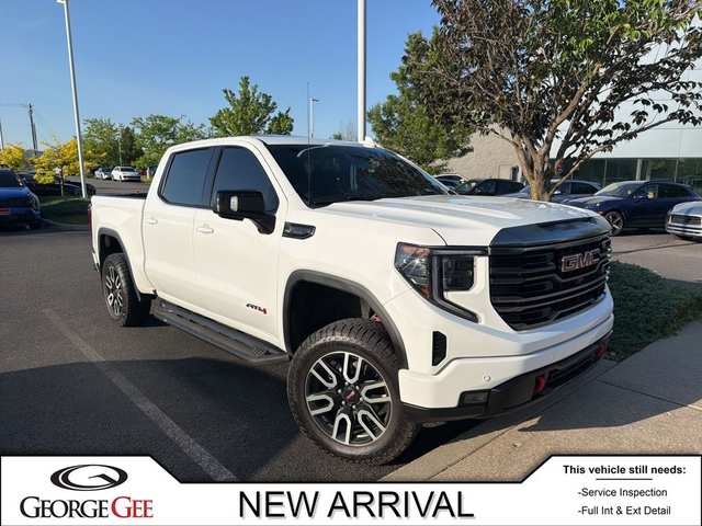 2023 GMC Sierra 1500 AT4