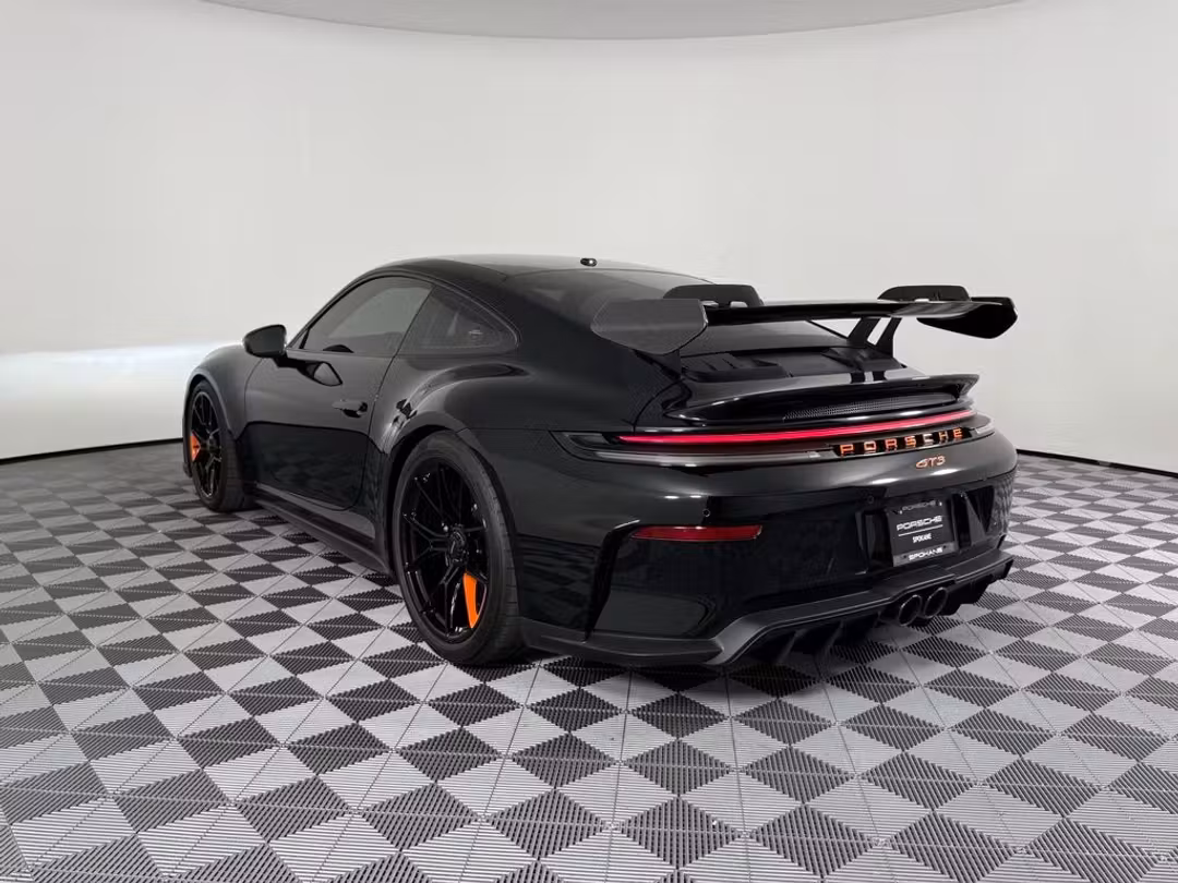 2026 Porsche 911 GT3 - Image 3