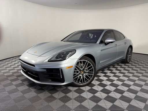 2024 Porsche Panamera 4